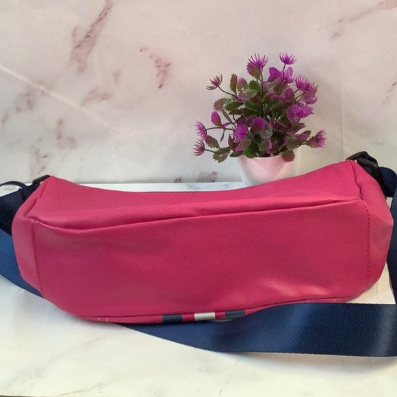 NWT Nautica Hobo Shoulder Bag - Picture 4 of 5